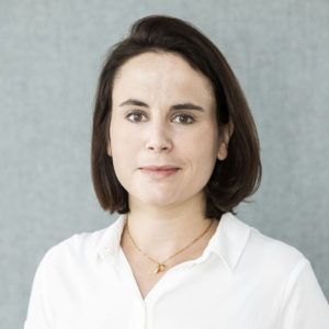 Porträttfoto på Teresia Weinberg, forskningssekreterare