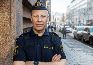 Porträttfoto av Stefan Holgersson