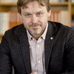 Porträttfoto på professor Joakim Palme